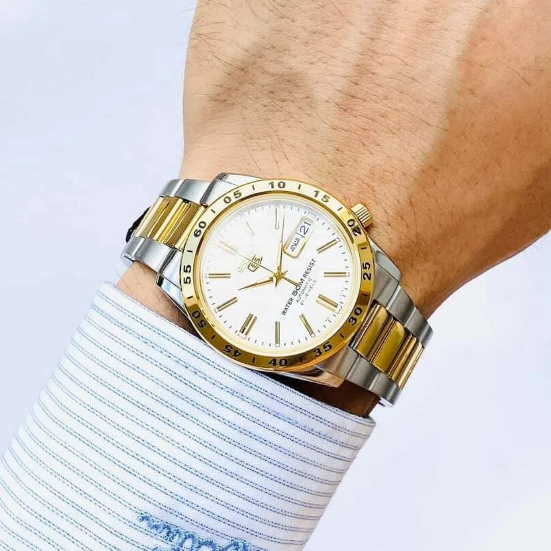 Seiko 5 Sports Day-Date - SNKE04K1-chronolounge