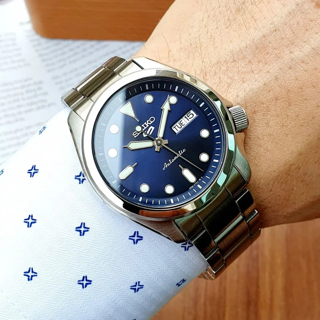 Seiko 5 Sports SKX Series - SRPE53K1-chronolounge