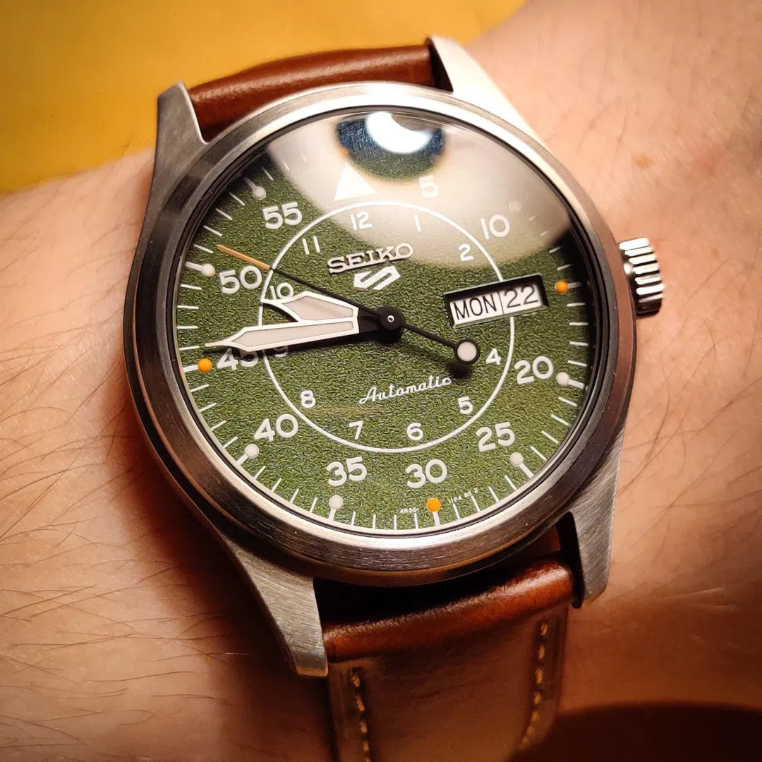 Seiko 5 Sports Field Series - SRPH29K1-chronolounge