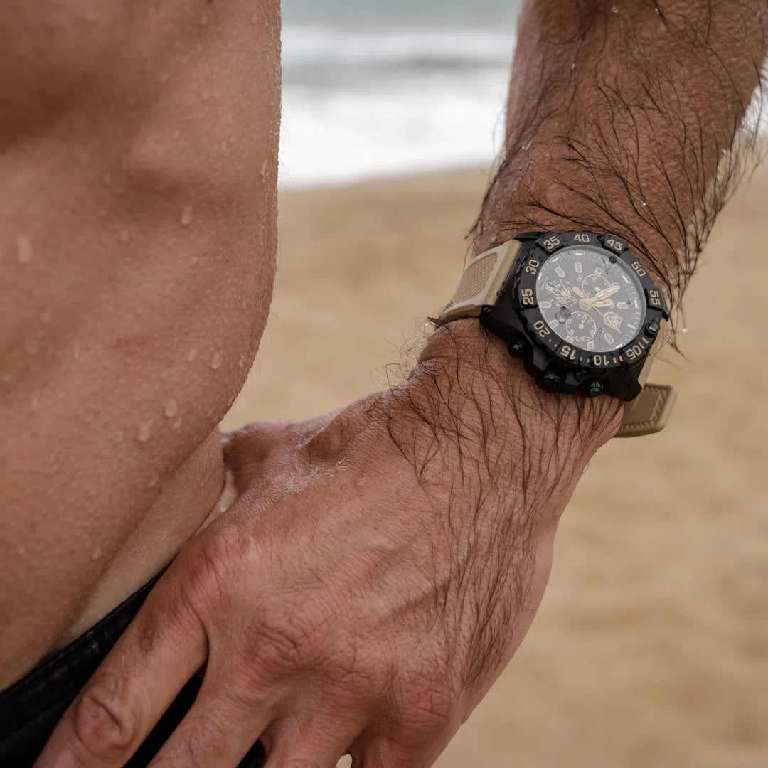 Luminox Navy Seal Chronograph 3580 Series - XS.3590.NSF.SET-chronolounge