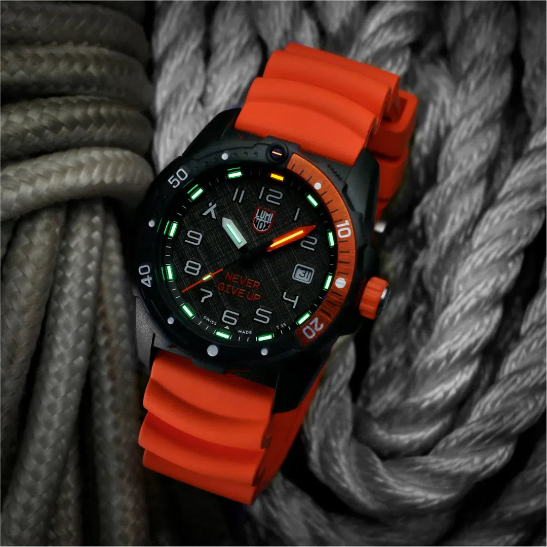 Luminox Bear Grylls Survival 3720 Sea Series - XB.3729.NGU-chronolounge