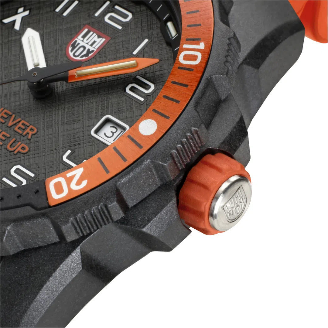 Luminox Bear Grylls Survival 3720 Sea Series - XB.3729.NGU-chronolounge