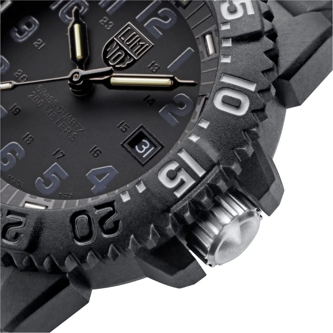 Luminox Original Navy Seal 3050 Series - XS.3051.GO.NSF-chronolounge
