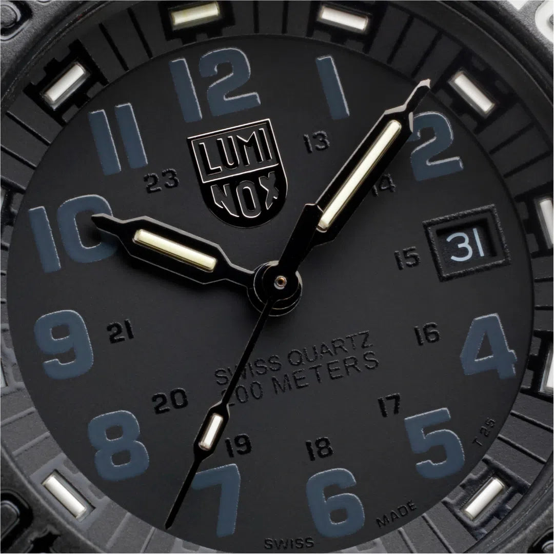 Luminox Original Navy Seal 3050 Series - XS.3051.GO.NSF-chronolounge