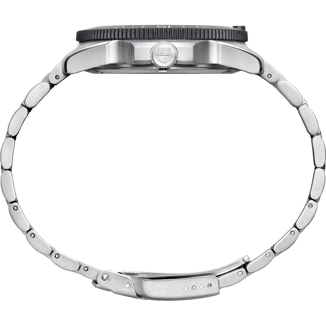 Luminox Pacific Diver 3120 Series - XS.3137-chronolounge