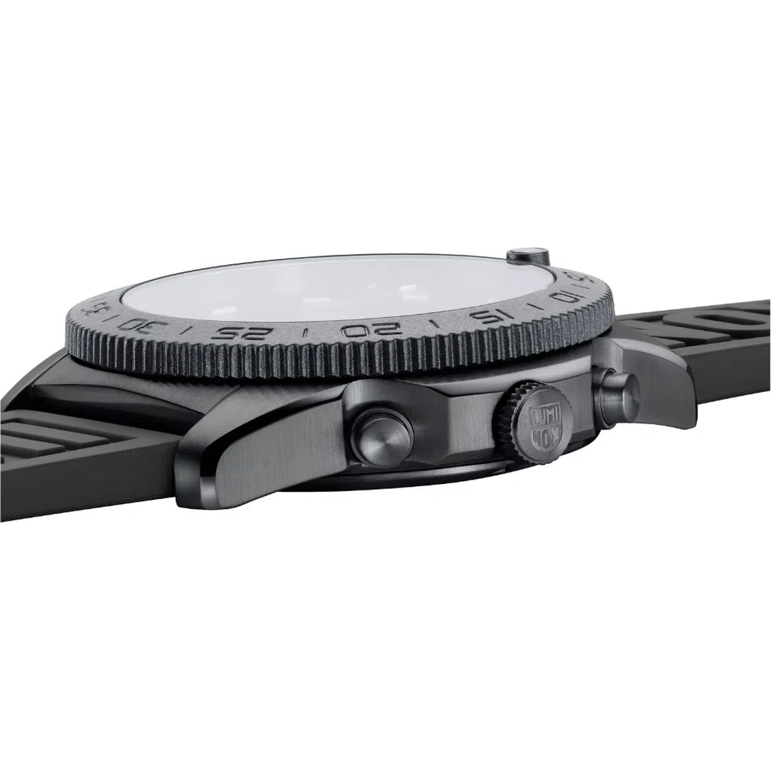 Luminox Pacific Diver Chrono 3140 Series - XS.3141-chronolounge