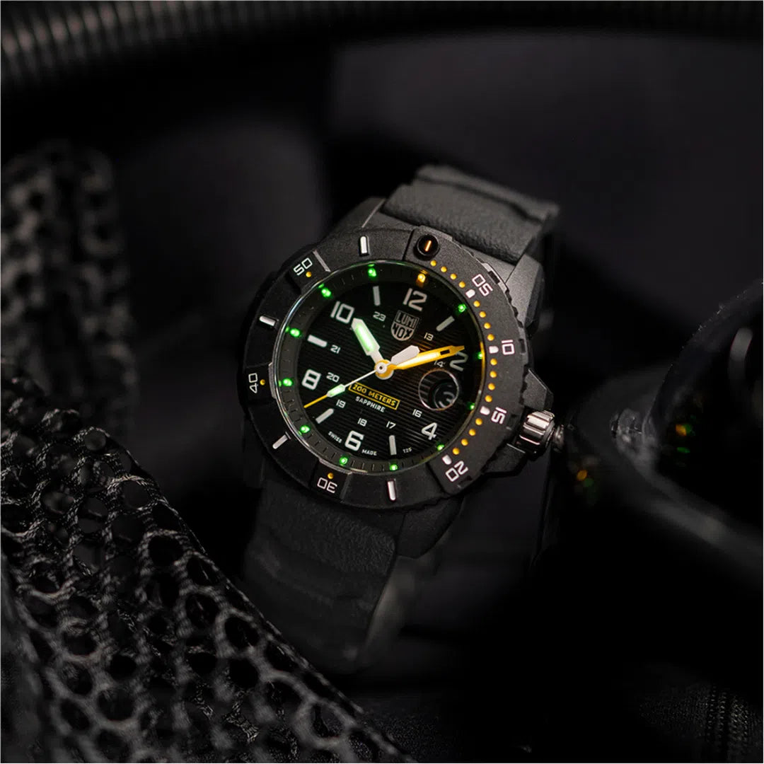 Luminox Navy Seal 3600 Series - XS.3601-chronolounge