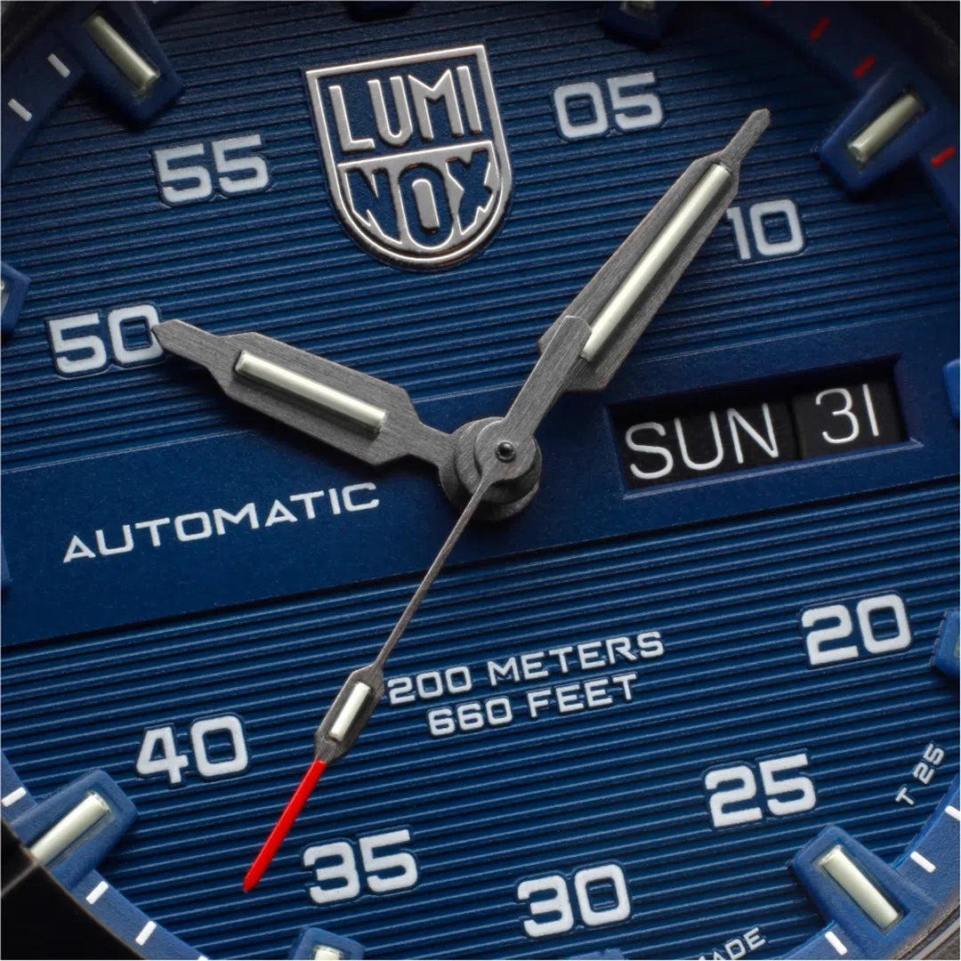 Luminox Master Carbon Seal Automatic 3860 Series - XS.3863-chronolounge